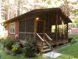 The Cedar Cabin Exterior